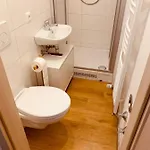 Felix Living 1, Zentrale 2-personen-wohnung, Ideal Fuer Business & Paare, Parkplatz * パッサウ